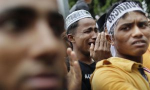 “Myanmar’da Kaybedenin Baştan Belli Olduğu Bir Güç Savaşı”