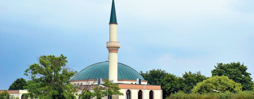 Avrupa'da Ezan Düzenlemeleri