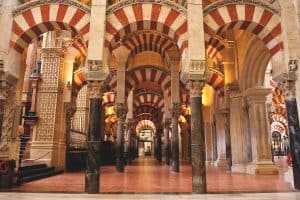 Endülüs’ten Avrupa’ya Kalanlar – Cami Estetiği