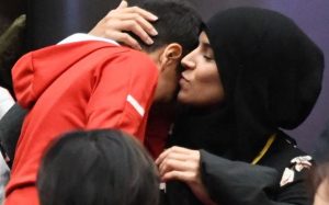 Fransa’da Öğrenci Yakınlarına Başörtüsü Yasağı