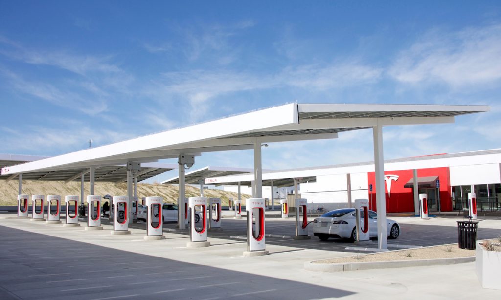Almanya Elektrikli Otomobiller İçin 1 Milyon Şarj İstasyonu Kuracak