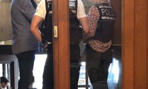 Türkçe Konuştuğu İçin Ceza Alan Öğrencinin Avukatına Tehdit Mektubu
