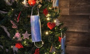 İngiltere, Noel Öncesi Kovid-19 Önlemlerini Sıkılaştırdı