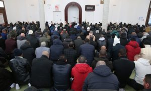 “İlkeler Şartnamesi”ne İmza Atmayan İslami Kuruluşlara Bakanlık Engeli