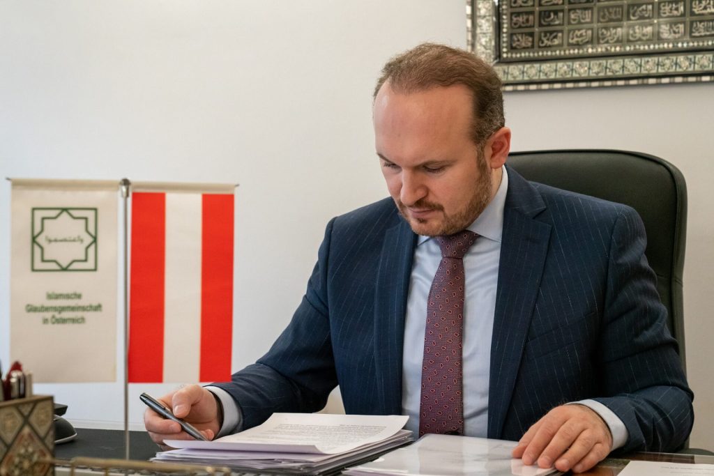 Avusturya İslam Toplumu (IGGÖ) Başkanı: “Müslümanlara Yönelik Şüphe Hâlâ Var”