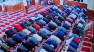 Cami İmamı Sabah Namazını Kıldırırken Bıçaklandı