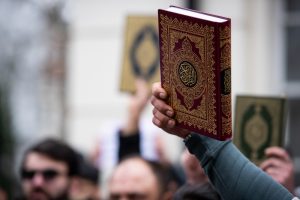 “Toplum İçerisinde Düşman Yaratma Düşüncesiyle Kur’an Yakılıyor”