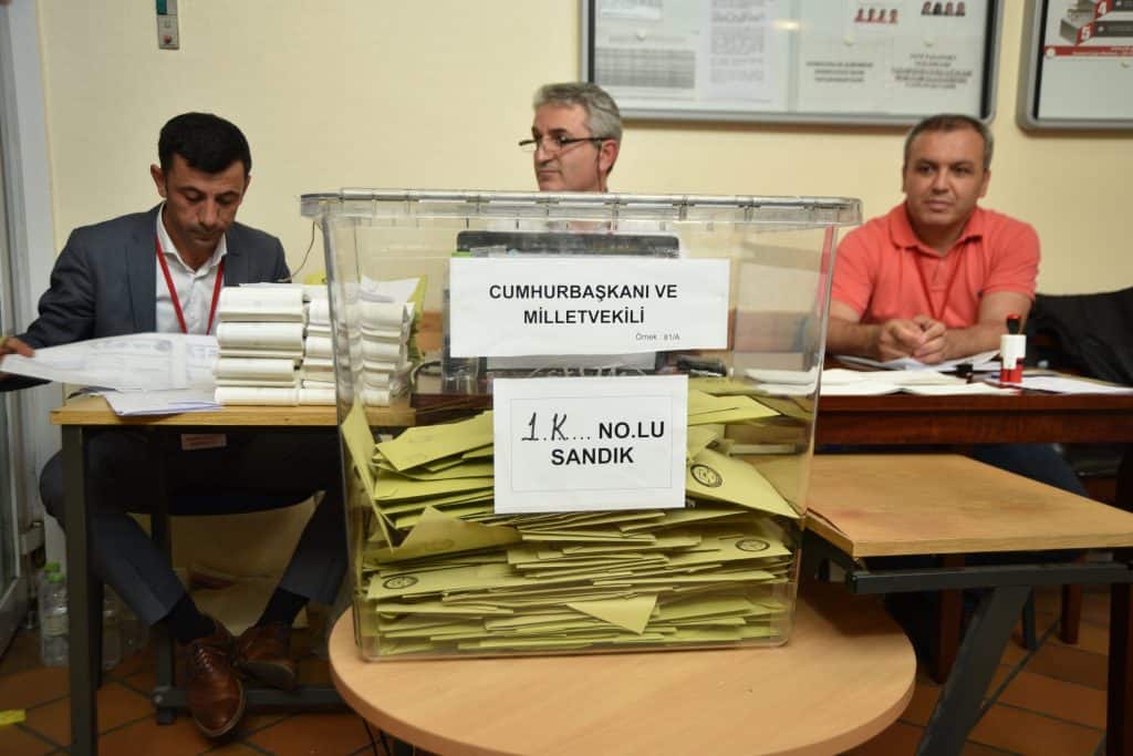 Avrupa’daki Türk Vatandaşları Türkiye’deki Seçimlere Nasıl Bakıyor?