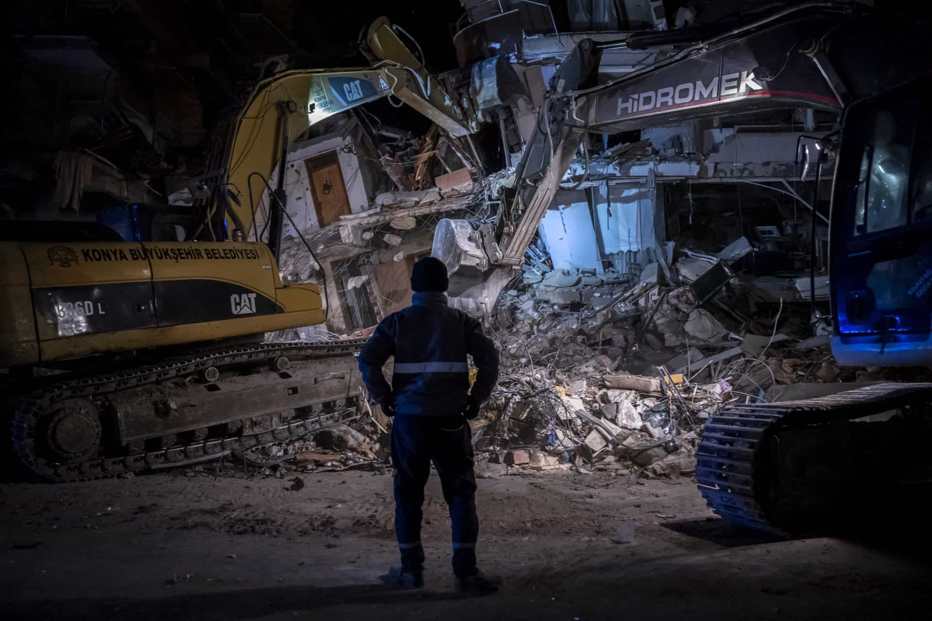 Yağmacı Sanılarak Dövülen Suriyeli Depremzede Omar Hassoun: “Allah Türkiye’den Razı Olsun”