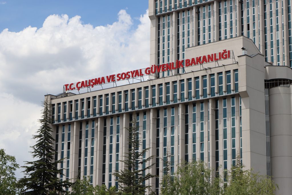 Yurt Dışı Hizmet Birleştirmesi Nedir?
