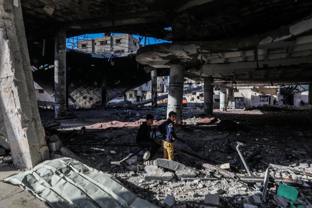 Birleşmiş Milletler bünyesindeki bir soruşturma, İsrail'i Gazze'de "imha" suçu işlemekle itham etti. Soruşturma, İsrail'in hastanelere yönelik kasıtlı saldırılarında "savaş suçu ve insanlığa karşı suç" işlediğini tespit etti.