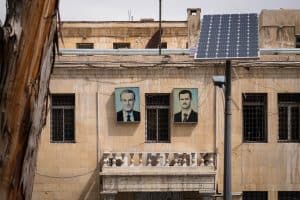 Bir Diktatörün Düşüşünü Görmek