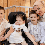 Biri Engelli Üç Evladı Tek Başına Yetiştirmek: “Evladım, Benim İçin Cennetin Anahtarı”
