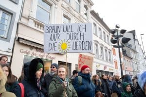 Küllerinden Doğan Sol Partinin Başarısının Ardında Ne Var?