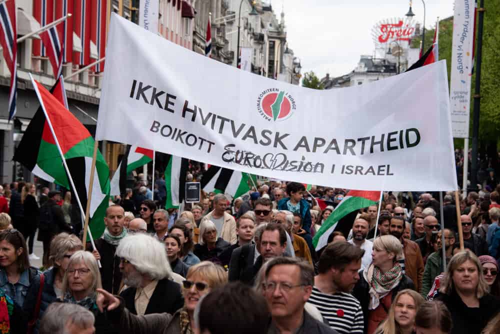 Norveç, 7 Ekim sonrası İsrail’in askeri ve yerleşim politikalarına yönelik sert eleştirilerini ekonomik adımlarla somutlaştırıyor. Dev varlık fonları, özel sektör şirketleri ve işçi sendikaları eliyle şekillenen bu çok katmanlı tutum, İsrail ile ilişkileri “etik yatırım” ilkeleri doğrultusunda yeniden tanımlıyor.