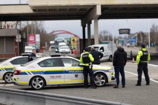 40. Yılında Avrupa’da Schengen Uygulaması Çöküyor mu?