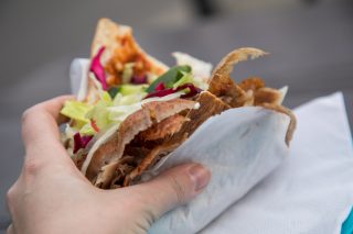 Tescil Bilmecesi: Döner Artık Alman Mutfağına mı Ait?