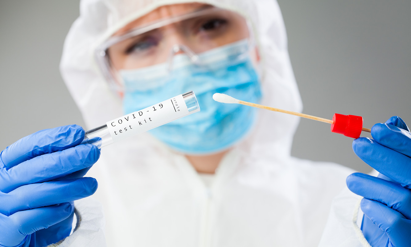 Almanya’da atık sularda tespit edilen yüksek koronavirüs oranı, salgının geri dönebileceği endişelerini artırdı. Uzmanlara göre virüs, influenza ve RSV’yi geride bırakarak yeniden baskın hâle geldi.
