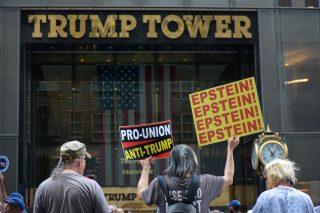 Sansürlenen Epstein Belgeleri Washington’ı Korudu, Kamuoyunu İkna Etmedi
