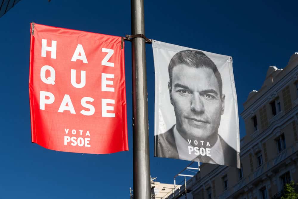 Pedro Sánchez İspanya Sosyalist İşçi Partisi PSOE Vox aşırı sağ seçim yolsuzluk