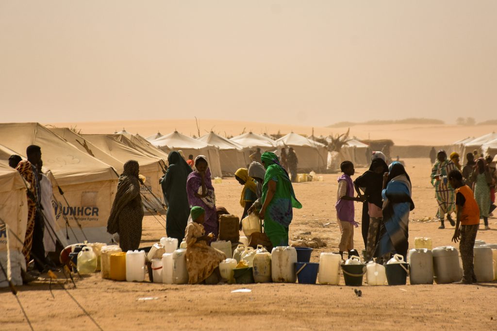 MSF Skandalı: İnsani Yardıma Ulaşmaya Çalışan Sudanlı Mülteci Kadınlar İstismar Edildi