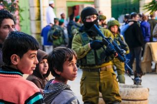 B’Tselem: “Batı Şeria’da Çocuklar Evde, Sokakta ve Baskınlarda Öldürüldü”