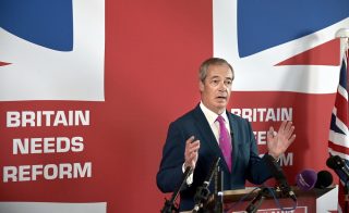 Yolsuzluk Soruşturmasından Sandığa: Nigel Farage’ın Popülist Kaçış Planı