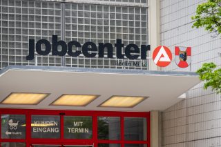 Jobcenter’ların İş Yükünü Artıran Yeni Faktör: Yapay Zekâ Destekli İtirazlar